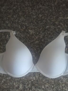 Maidenform White Smooth T-Shirt Bra